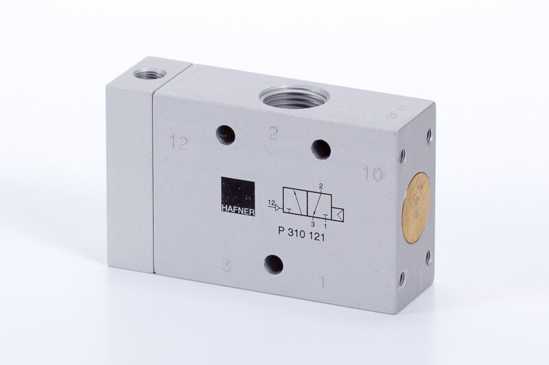 P 310 121 TT P 310 121 TT