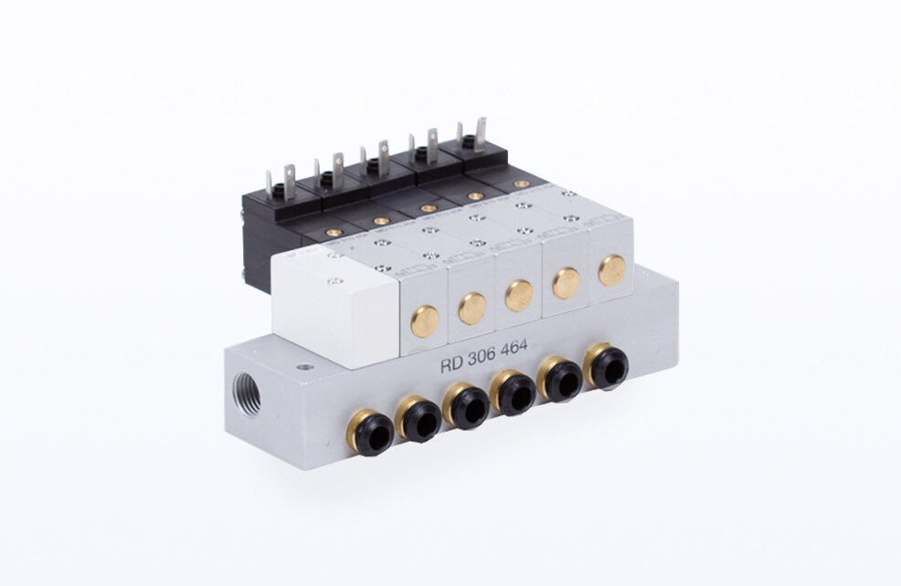 Csatlakozás az alaplapon