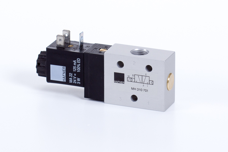 3/2 rugó-visszaállítással