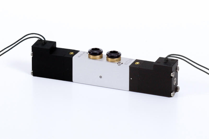 MD 533 463 - 24 DC L