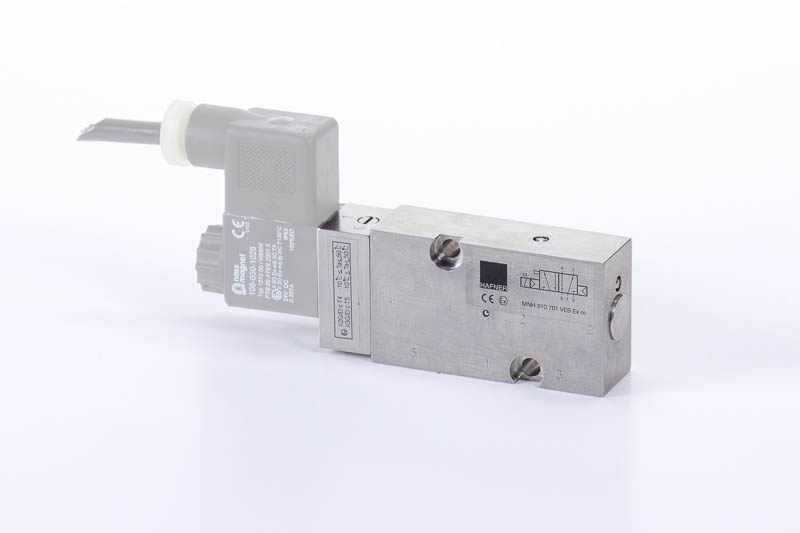 MNH 510 701 VES EX M