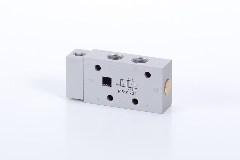 Pneumatikus vezérlésű